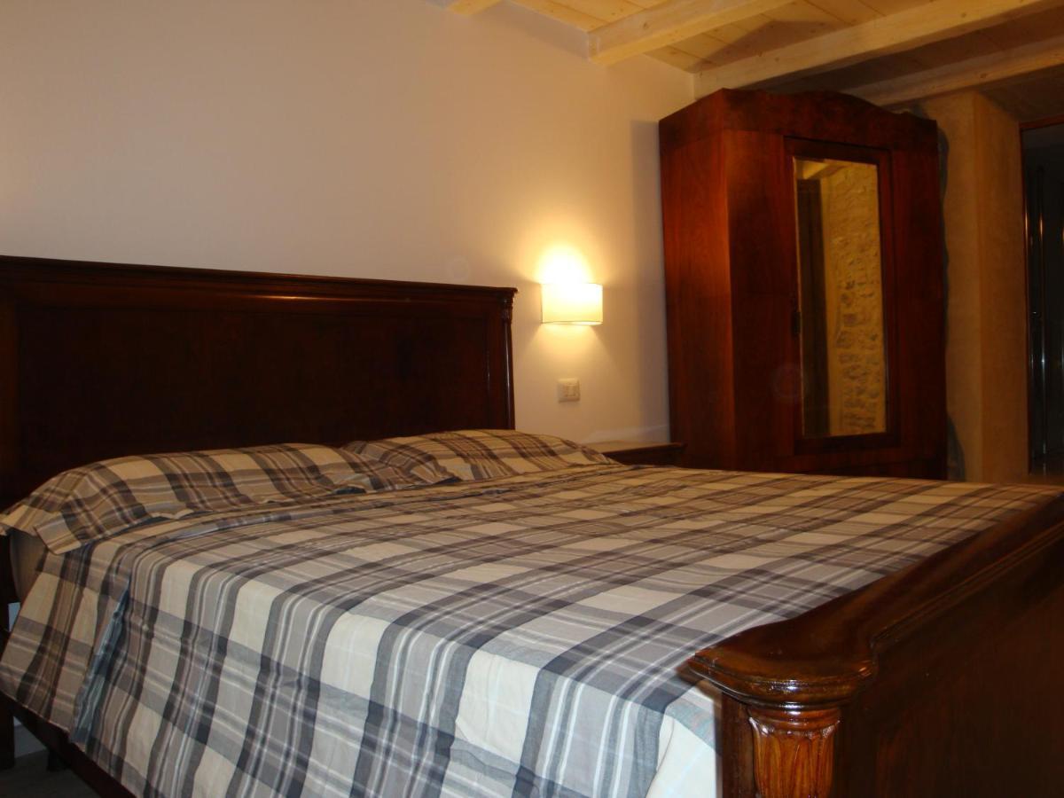 Da Andrea E Raffaella Guest House Sant'Anna d'Alfaedo Luaran gambar