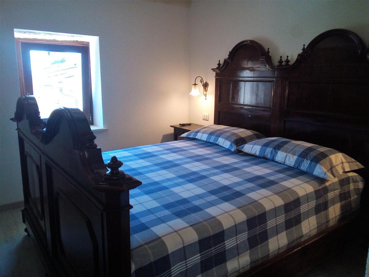 Da Andrea E Raffaella Guest House Sant'Anna d'Alfaedo Luaran gambar