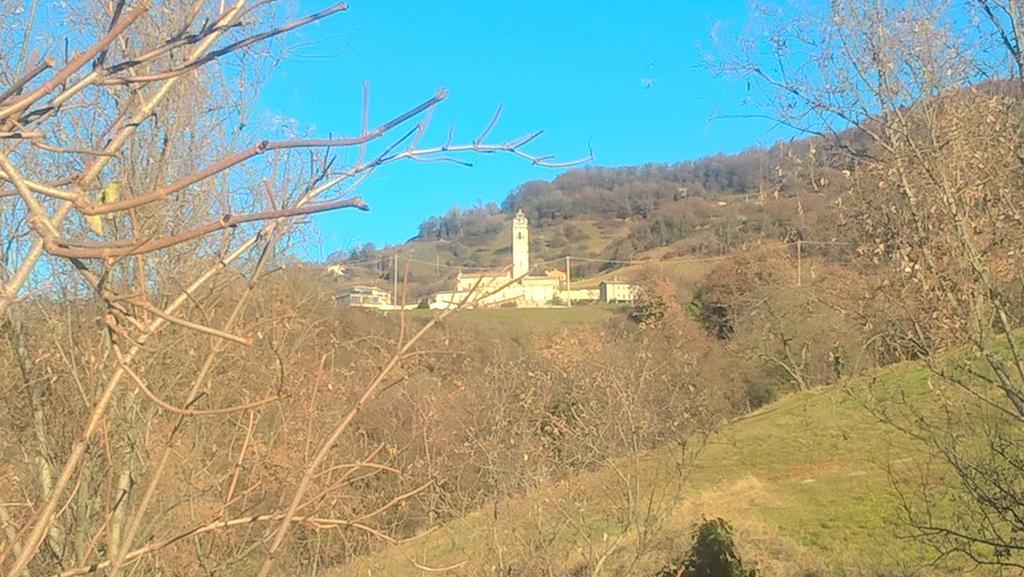 Da Andrea E Raffaella Guest House Sant'Anna d'Alfaedo Luaran gambar